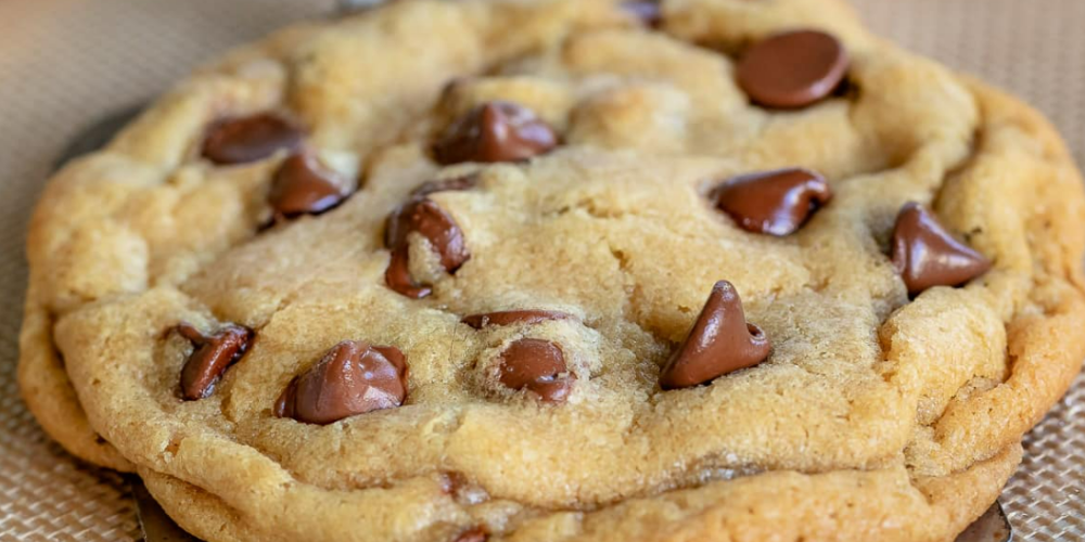 Easy Chocolate Chip Cookies