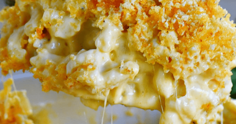 Easy Homemade Macaroni and Cheese